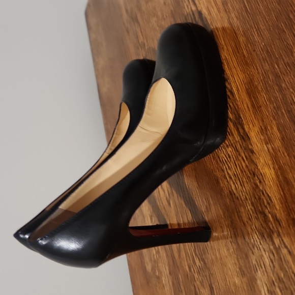 Christian Louboutin Black Leather Heels – Iconic Red Sole, Size 37/7 - Picture 3 of 7